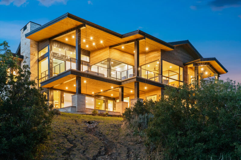 Halo Crest custom mountain home in Golden Eagle, Hideout, Utah